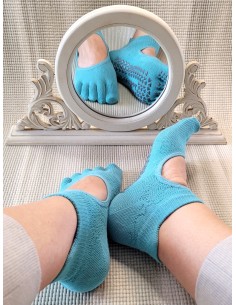 Meias antiderrapantes Lola com dedos Aqua - MundoYoga 2