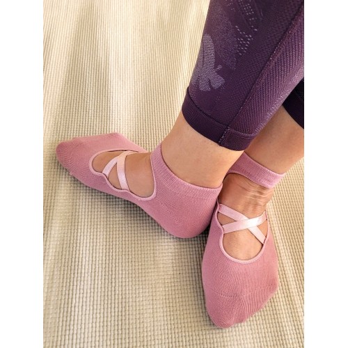 Non-slip Yoga and Pilates socks “Dance”, Blush - MundoYoga Yoga Shop Specializing in Yoga