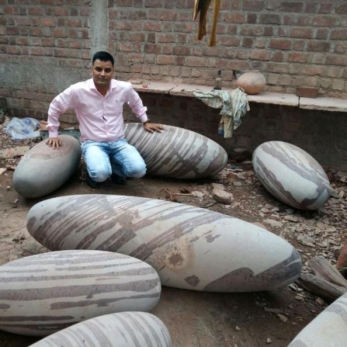 Pedra Shiva Lingam - Acessórios - MundoYoga Loja de Yoga especializada em Yoga